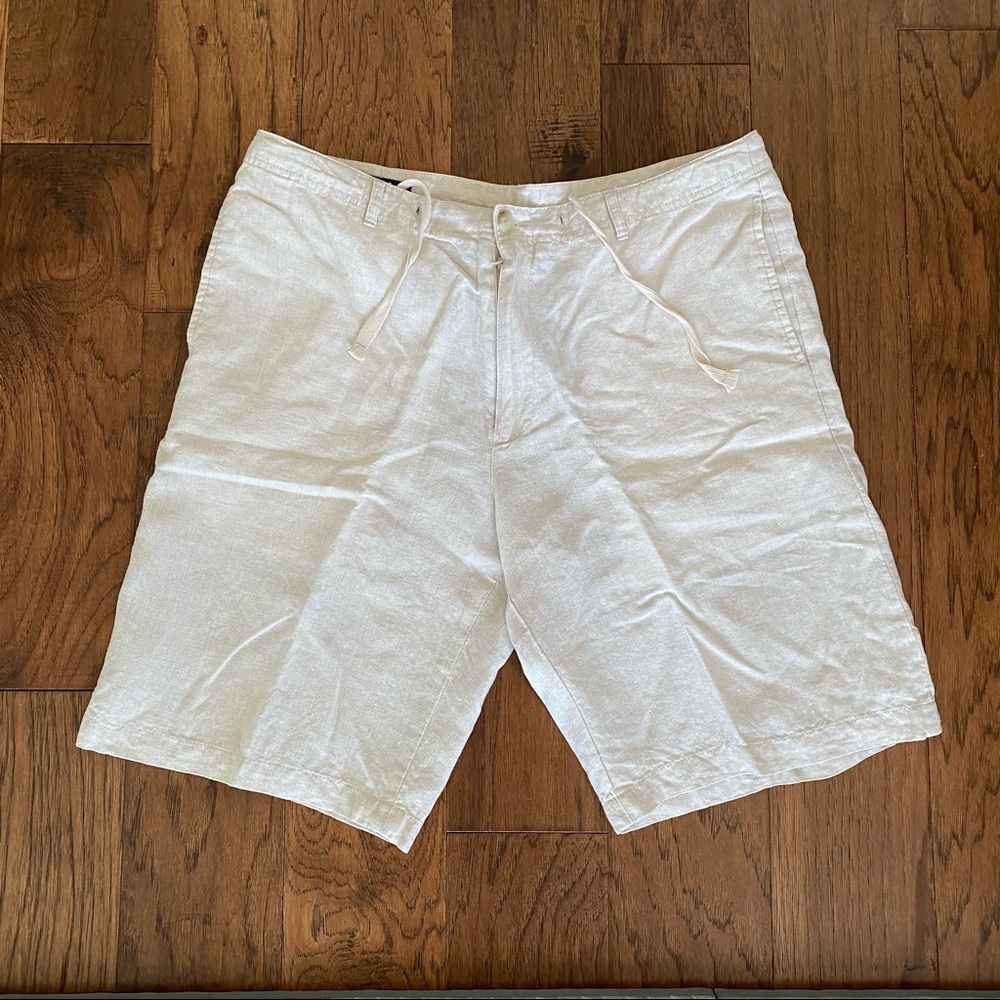 Men’s Perry Ellis Linen shorts